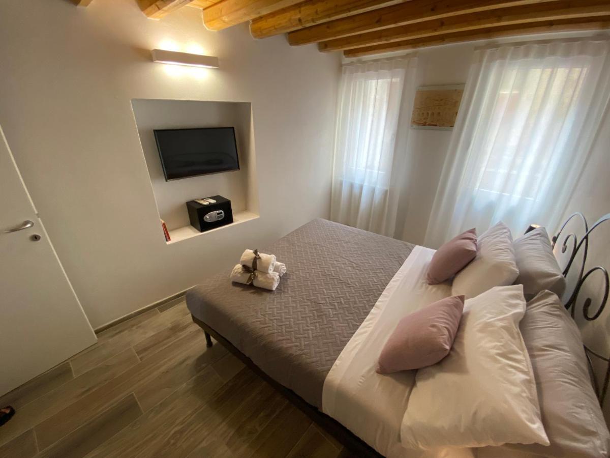 Elva Suite House Чоджия Екстериор снимка